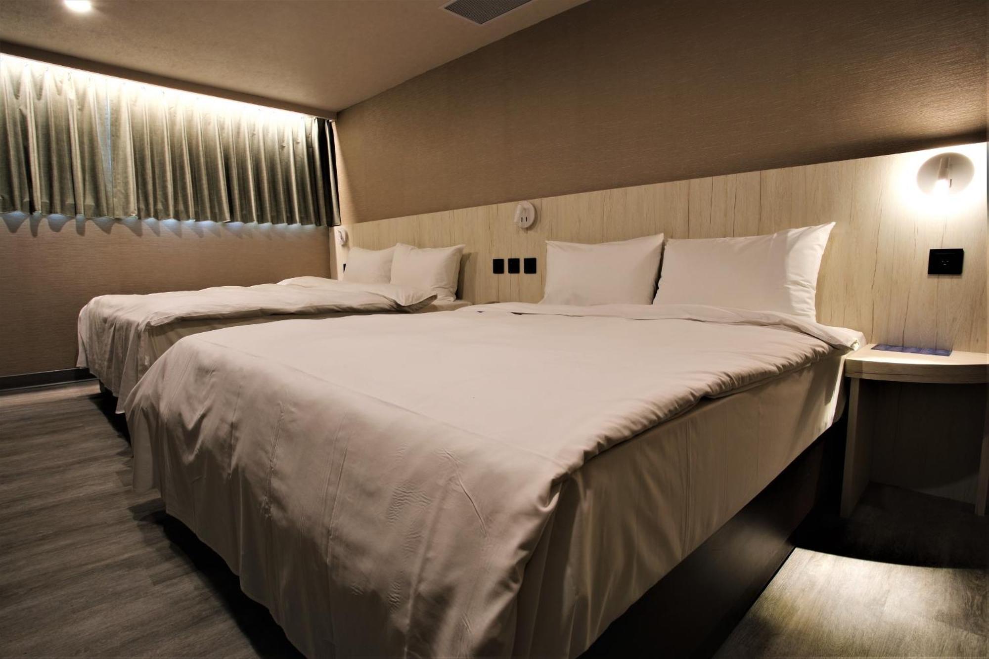 Golden Home Hotel Тайбэй Экстерьер фото