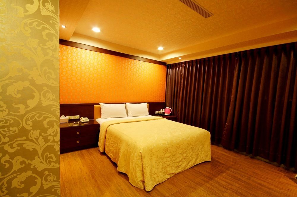 Golden Home Hotel Тайбэй Экстерьер фото
